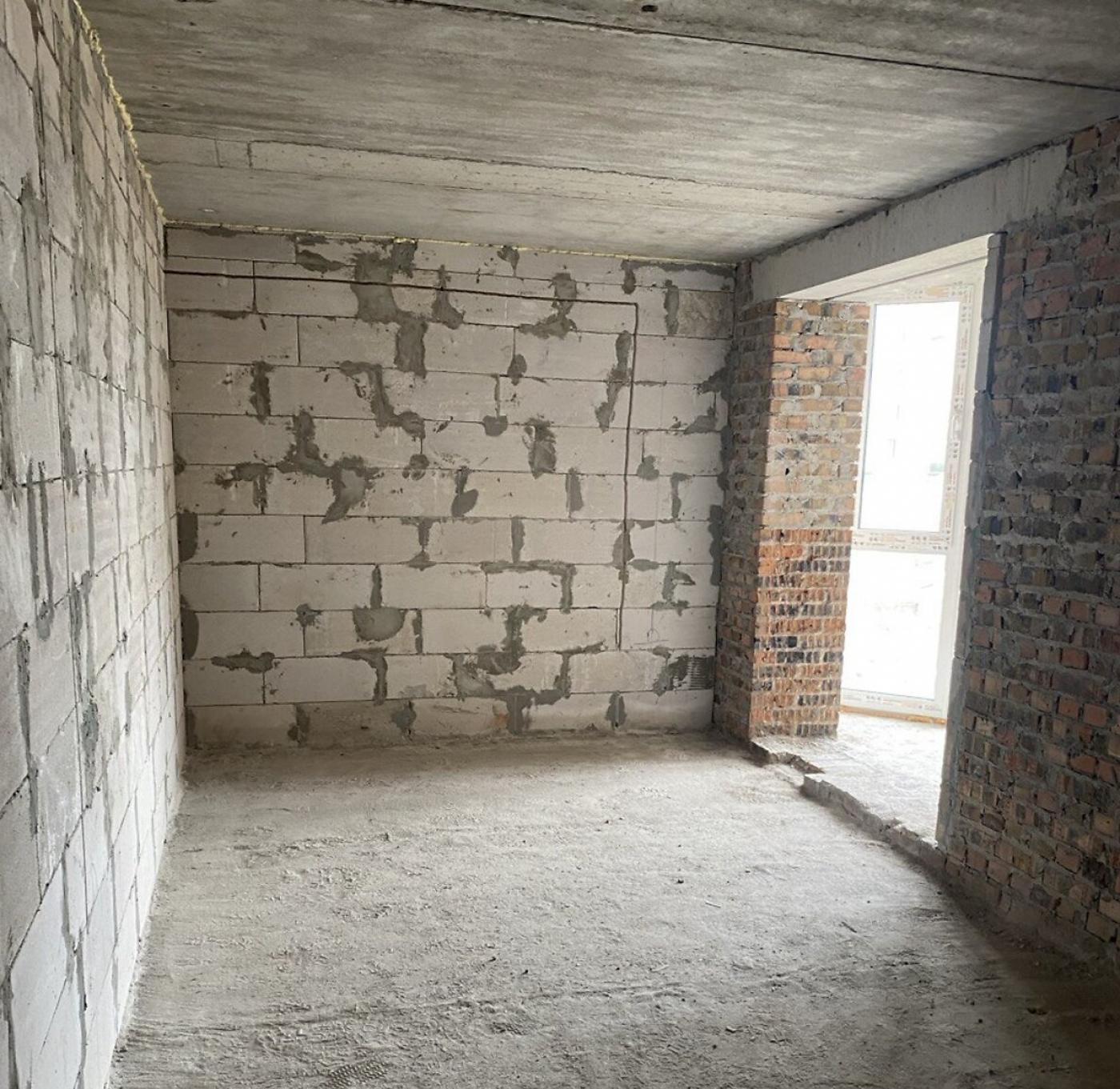 Продаж 1к квартири 25.4 кв.м по вул. Глубока