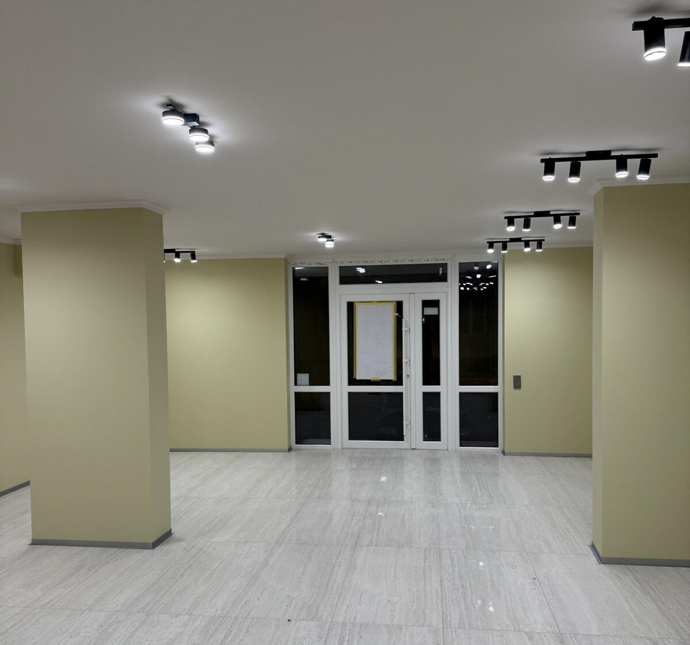 Продаж офісного приміщення 58 кв.м. на 1 поверсі на пров. Цегельний — фото 2